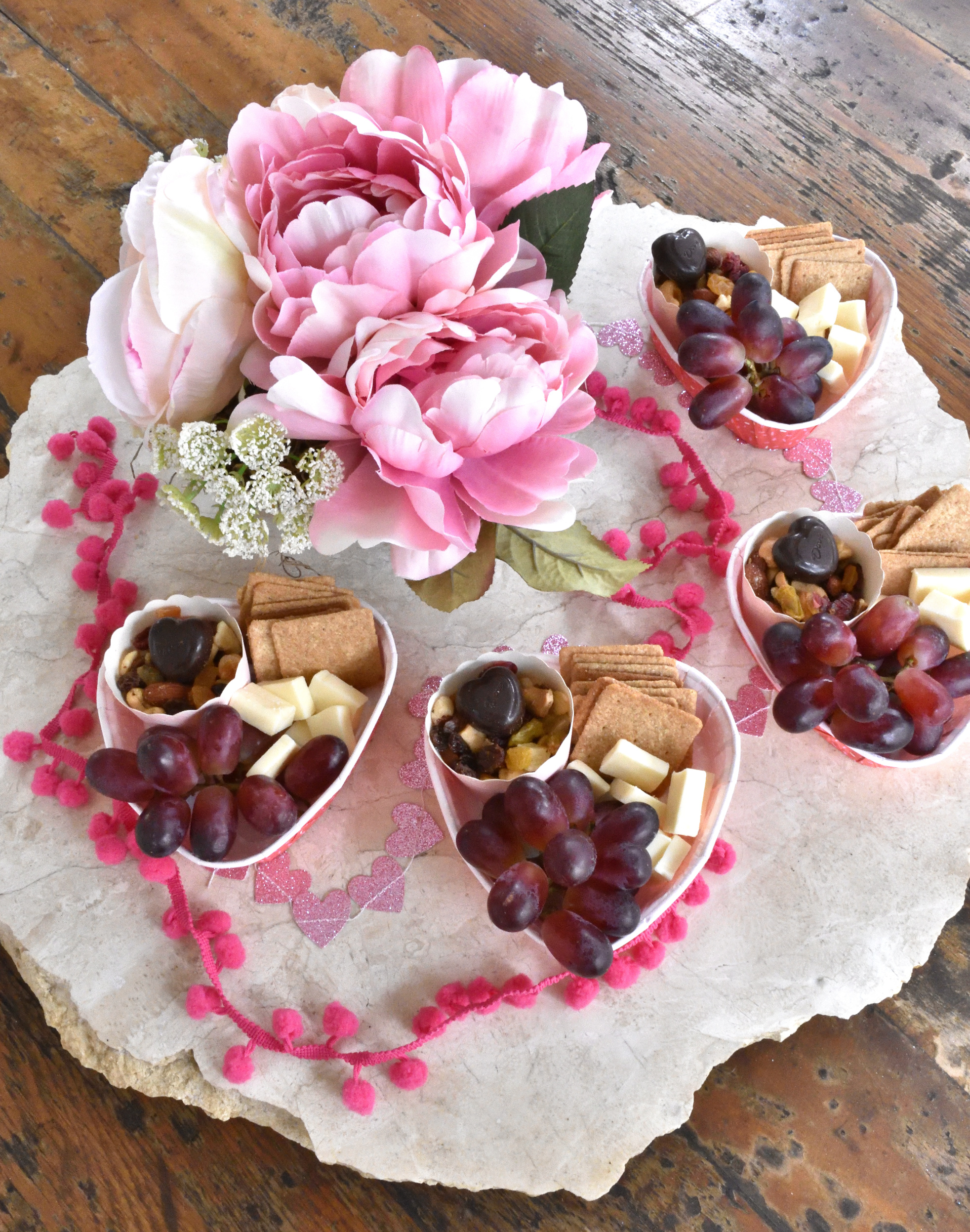 Valentine snack cups