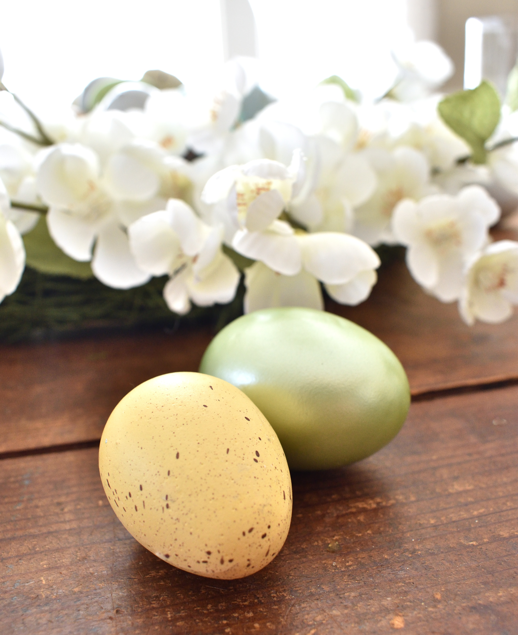 Easter table details