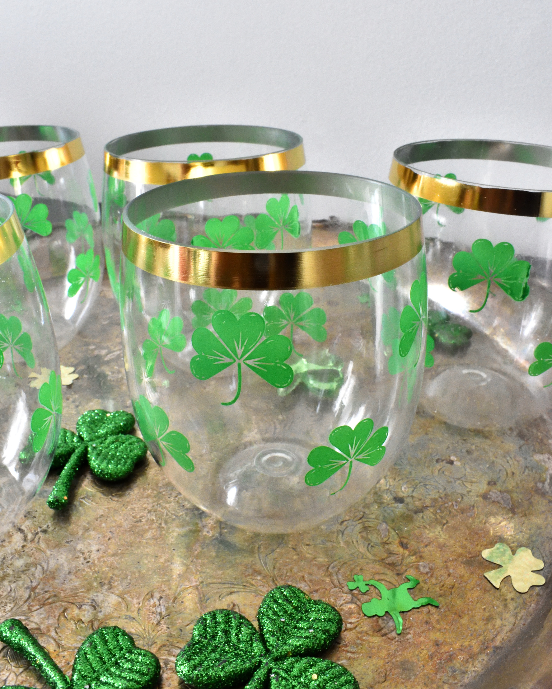 St. Paddy's Day wine glasses