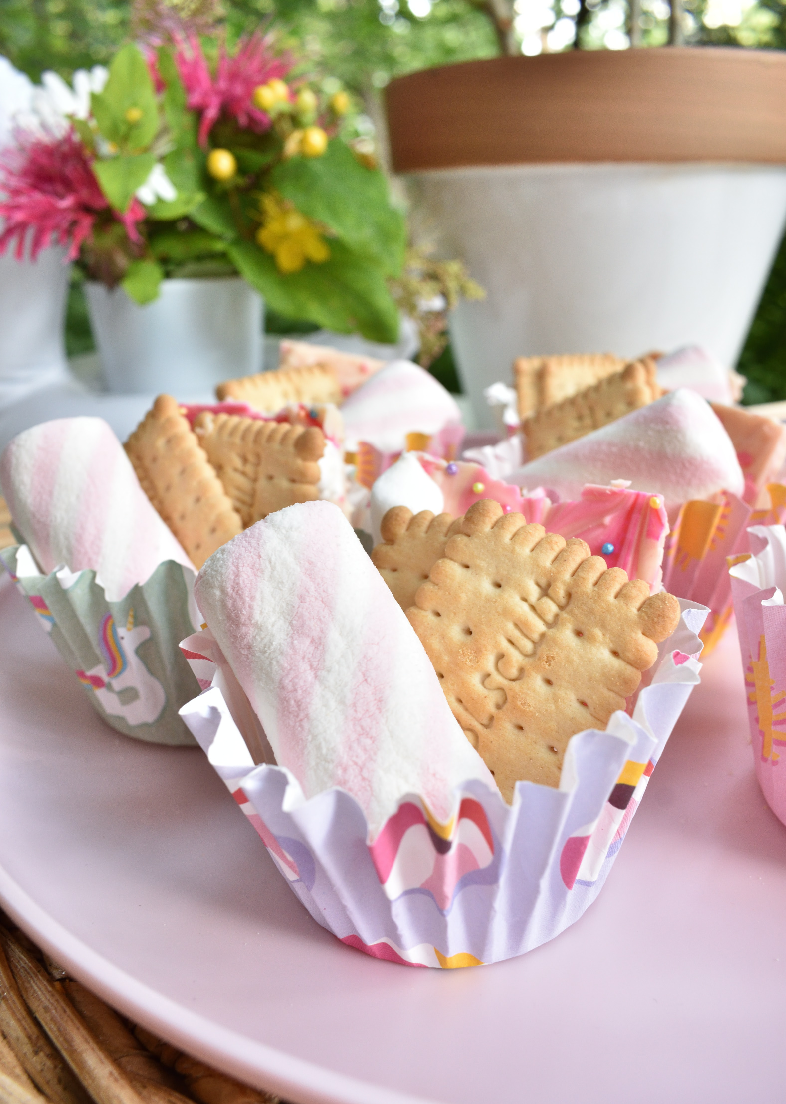 pink pool party s'mores