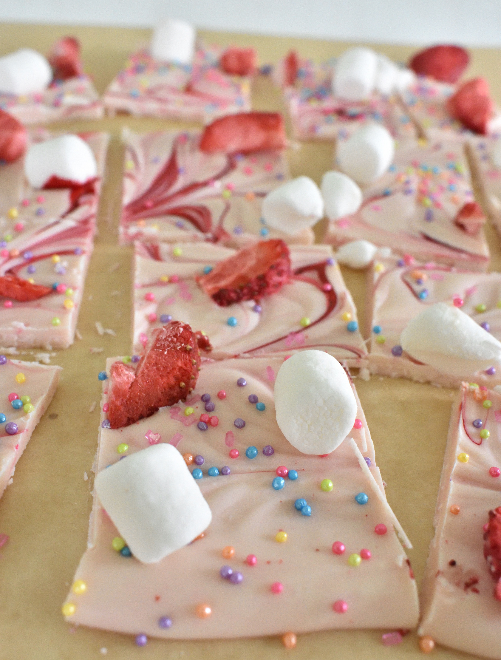 white chocolate berry bark