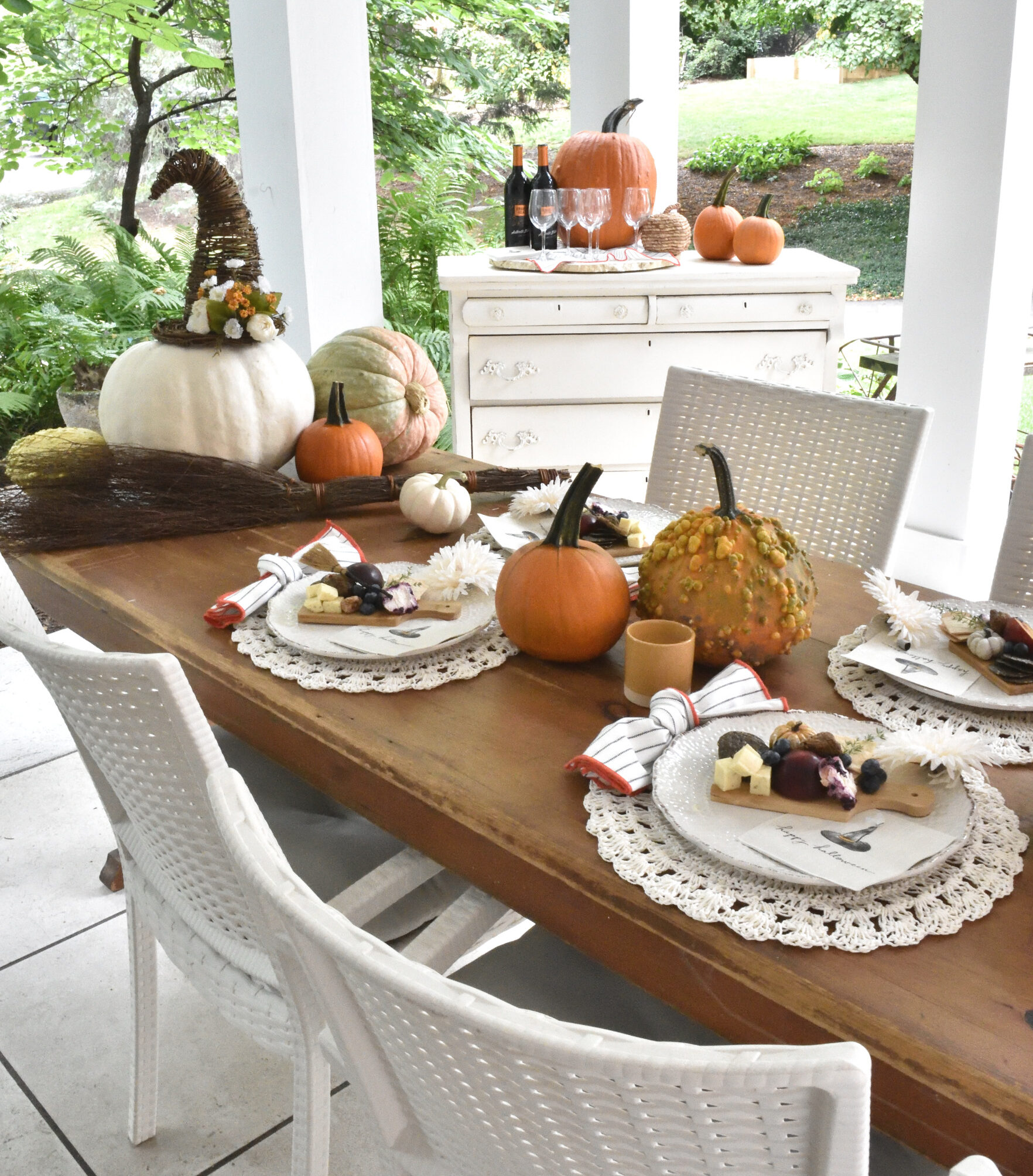 Halloween table