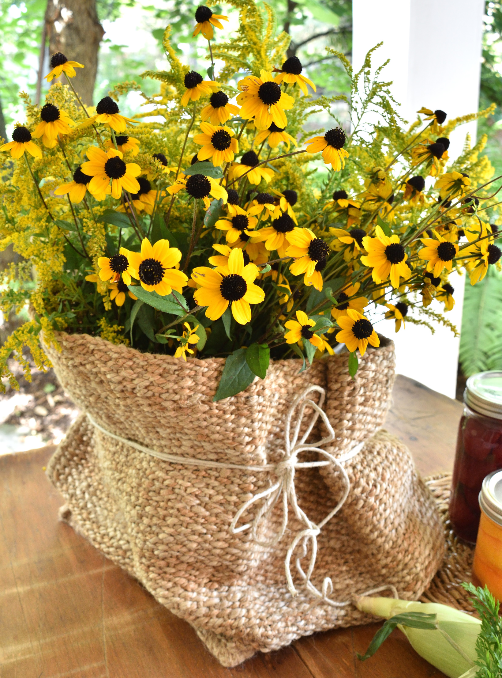 summer centerpiece idea