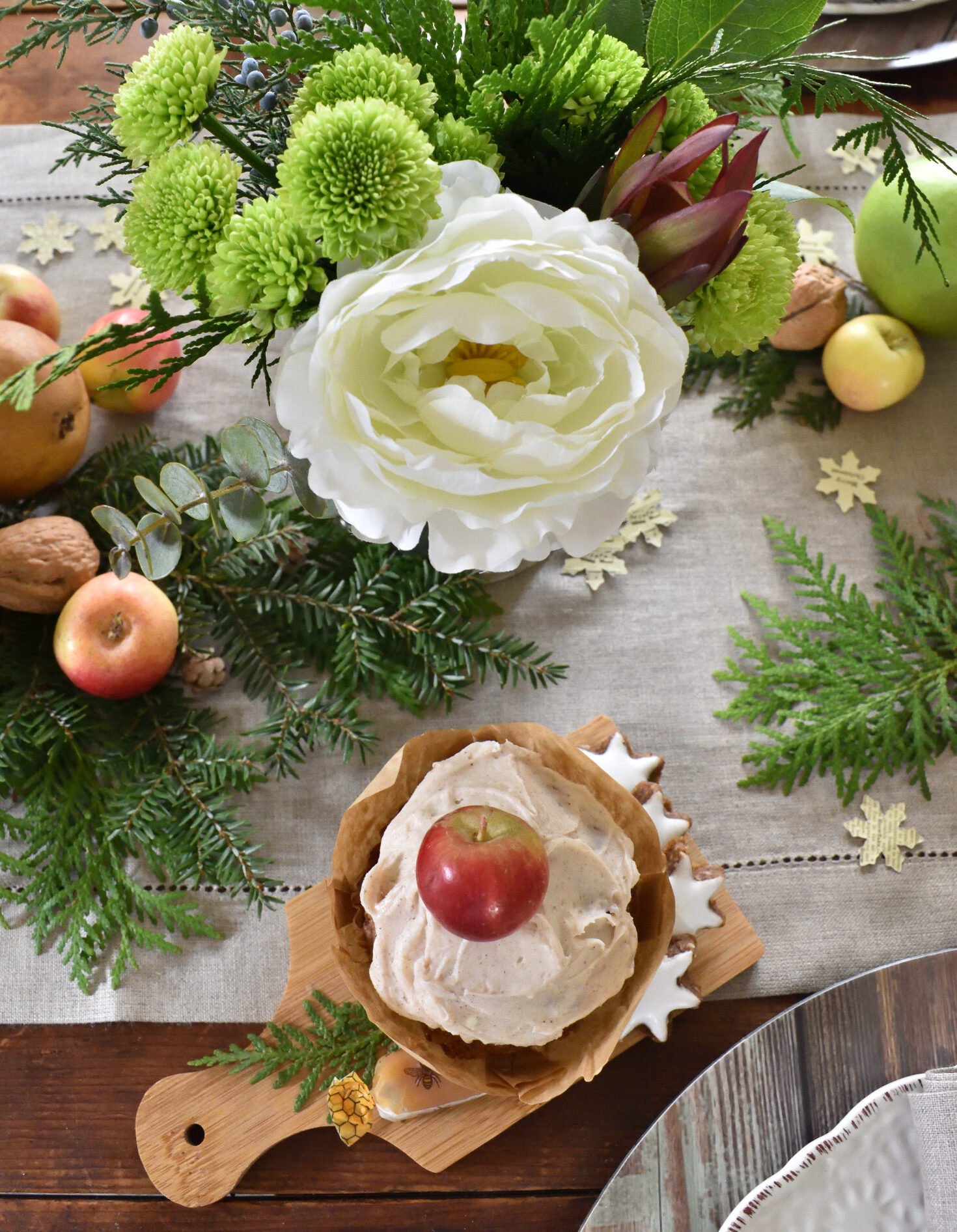 Christmas table details