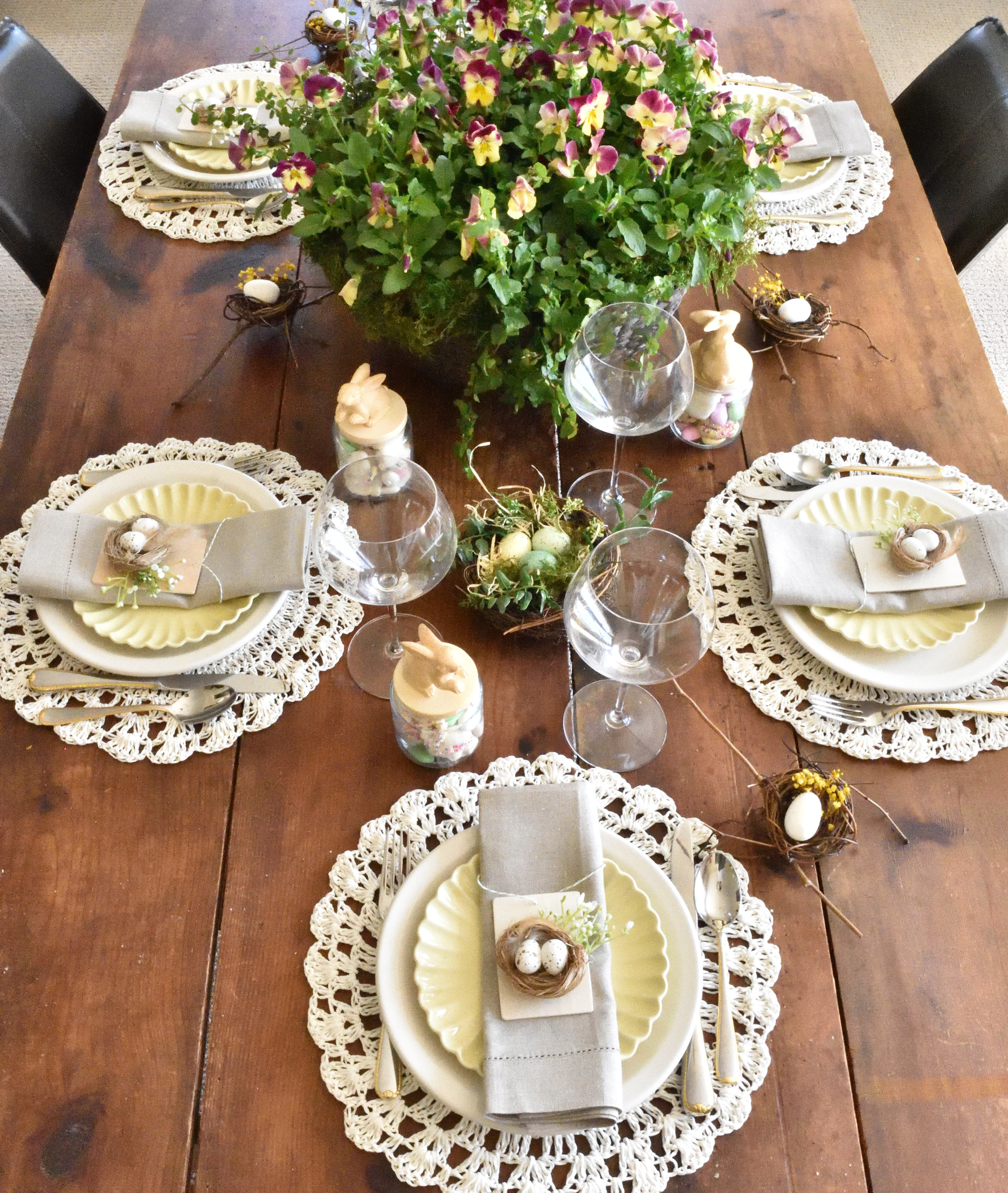 planning a simple Easter table