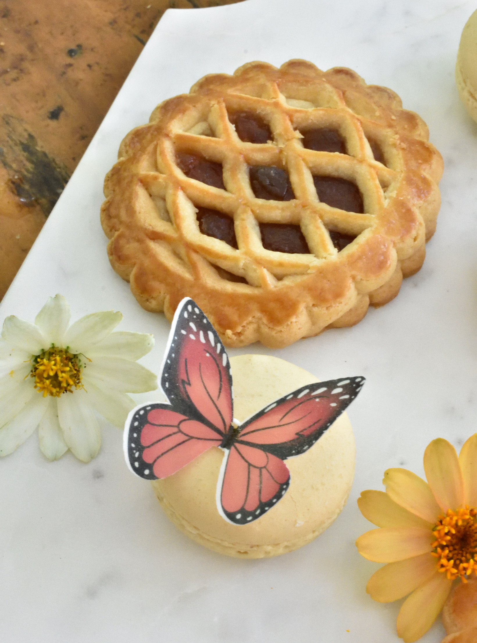 macarons and handpies