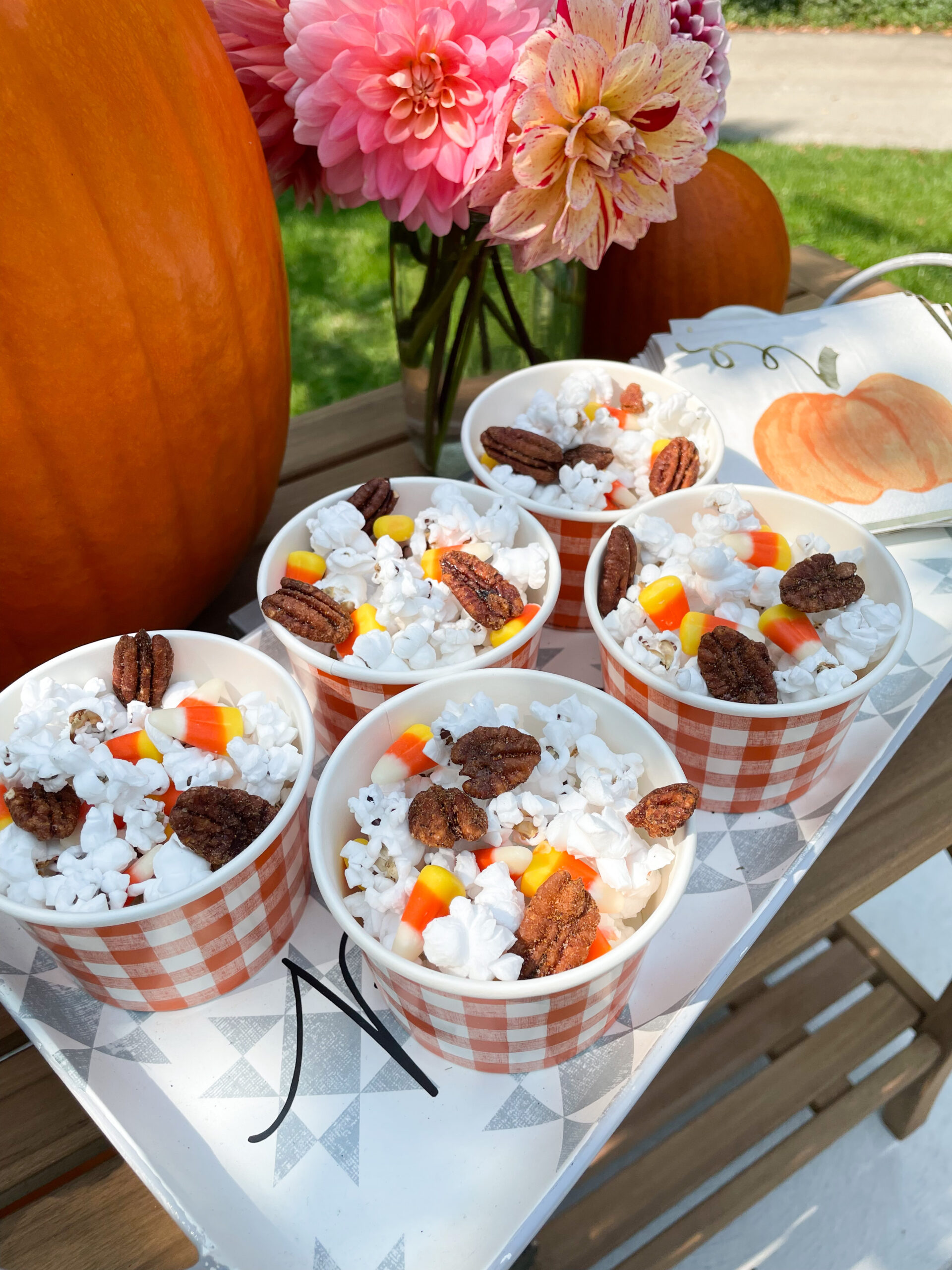 Fall snack mix halloween roundup