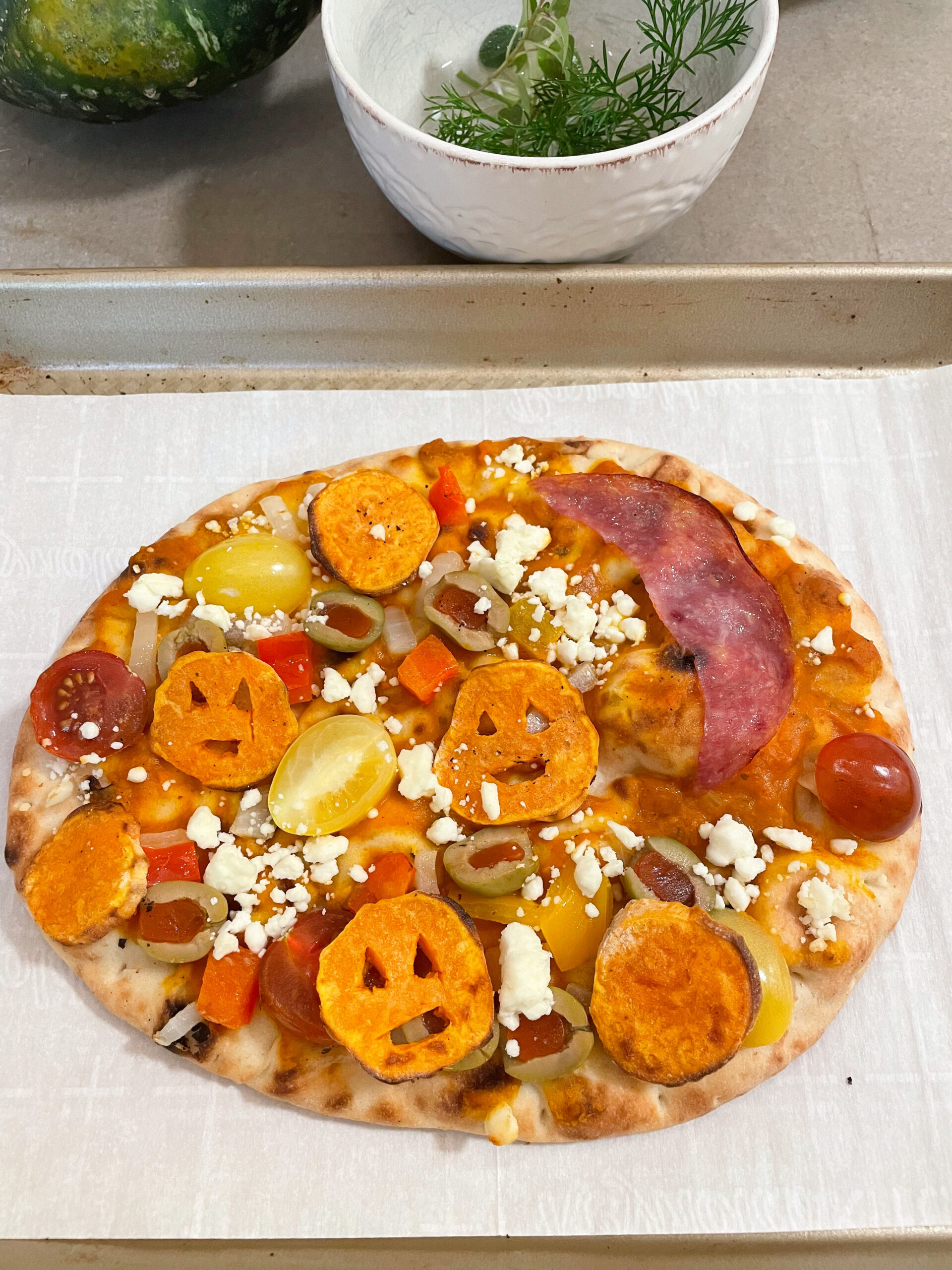 flatbread pizza for Halloween