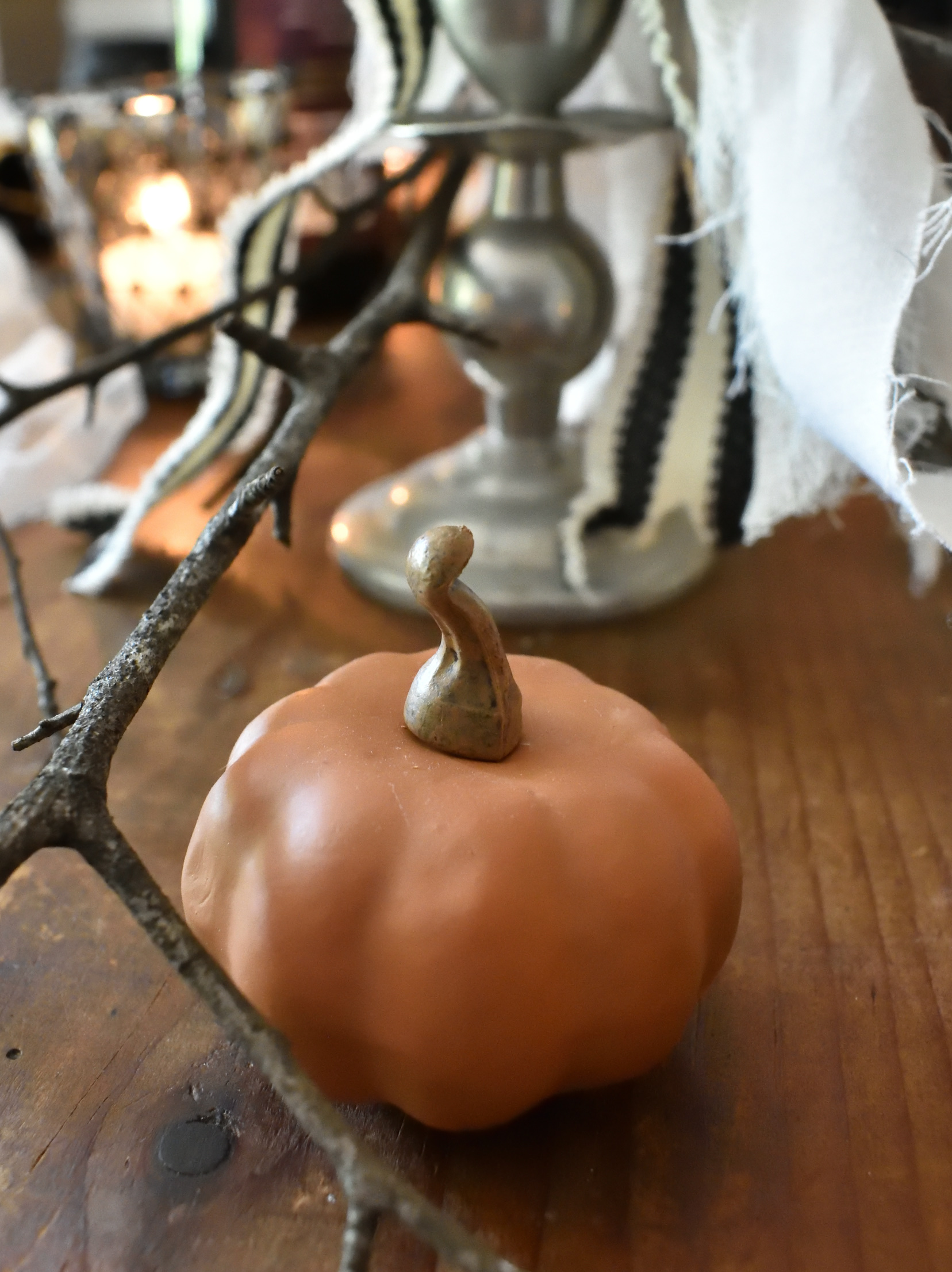 halloween table decor