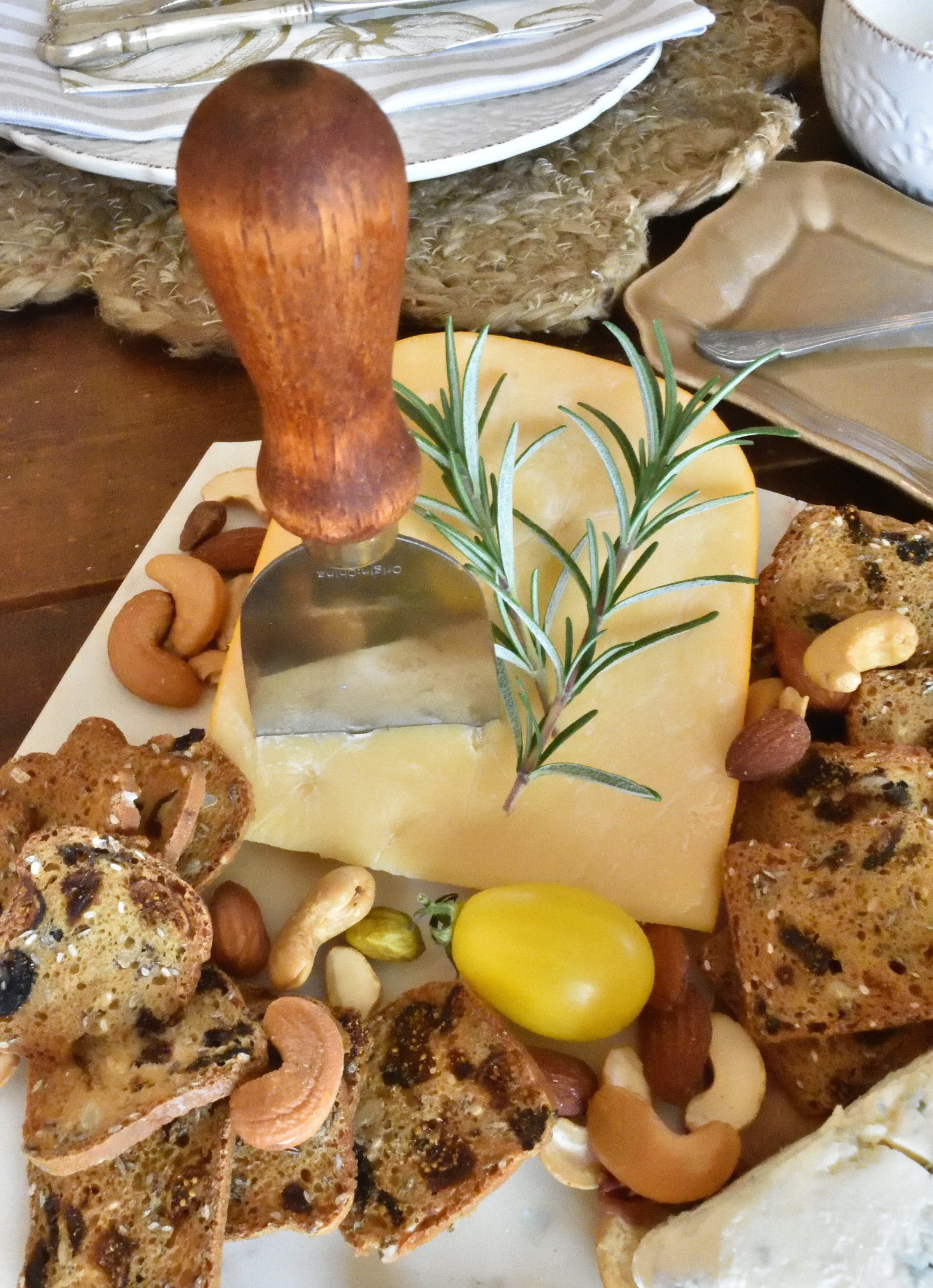 Thanksgiving table details