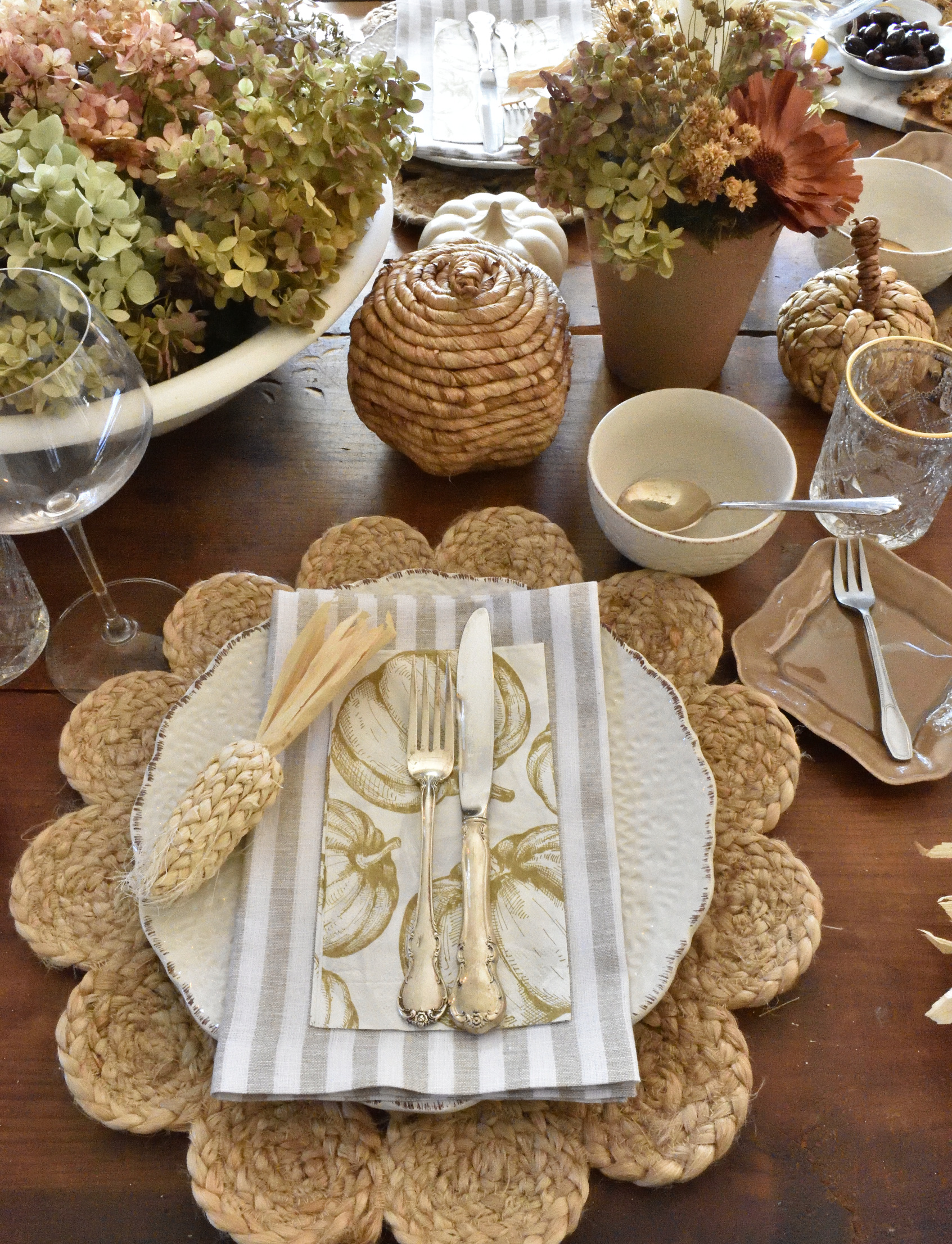 Thanksgiving place setting