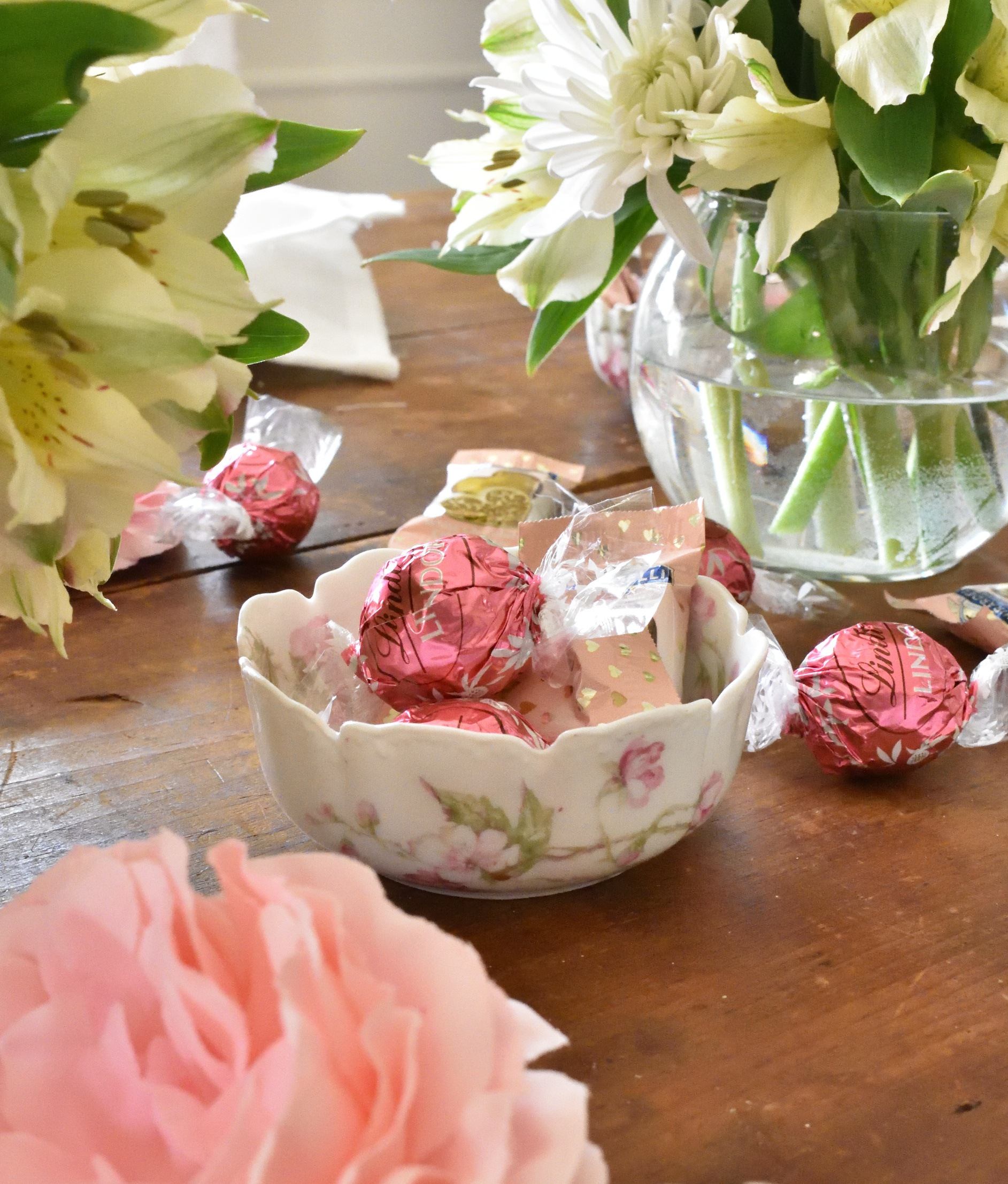 valentine table details