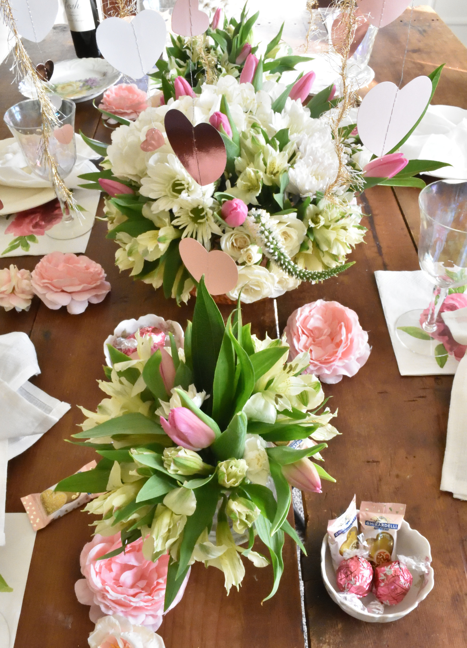 Galentine Day table ideas