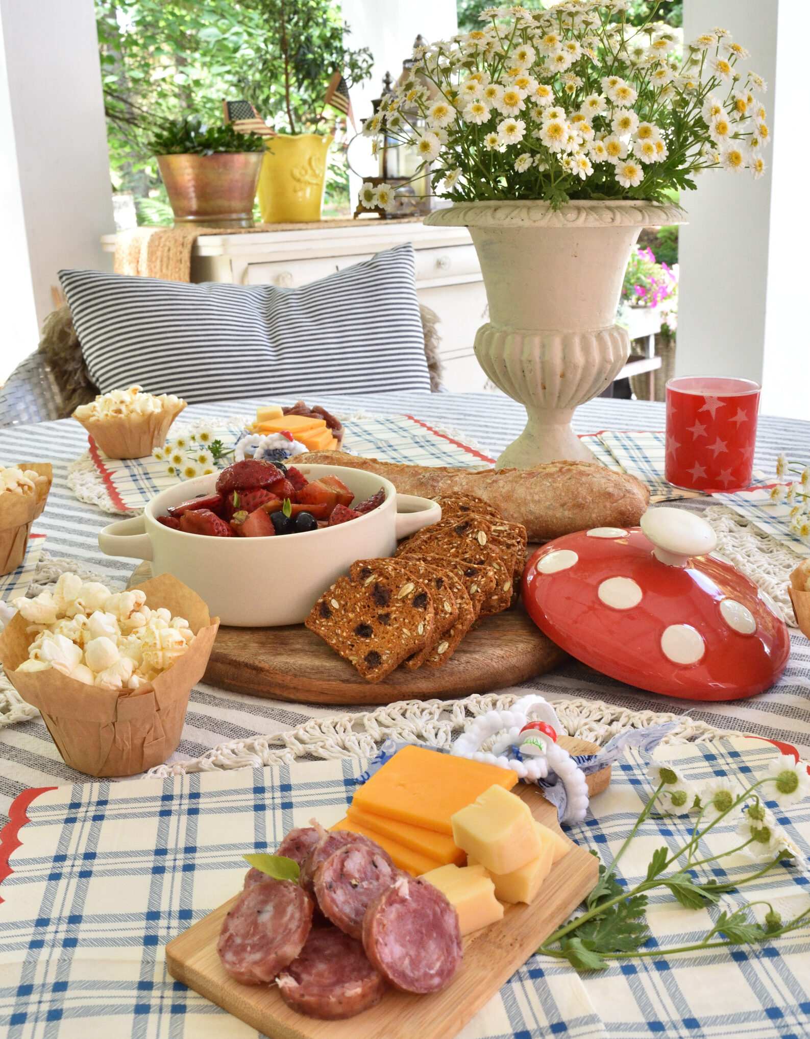 summer snack table
