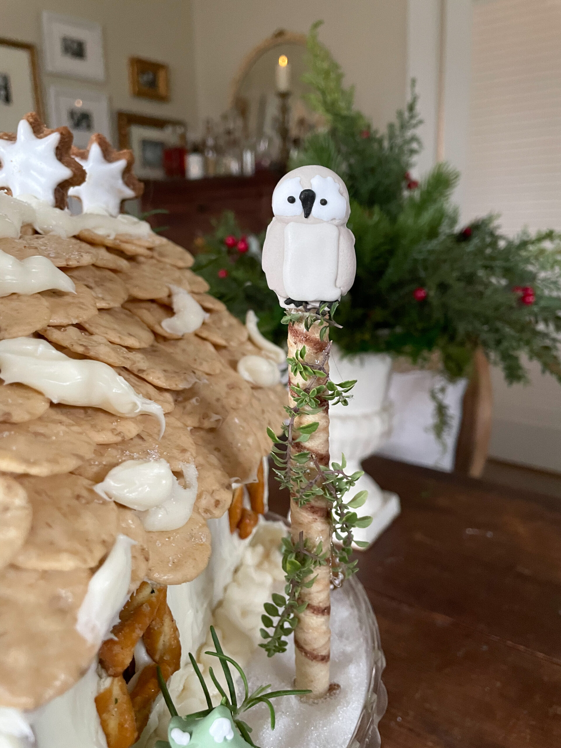 gingerbread house details