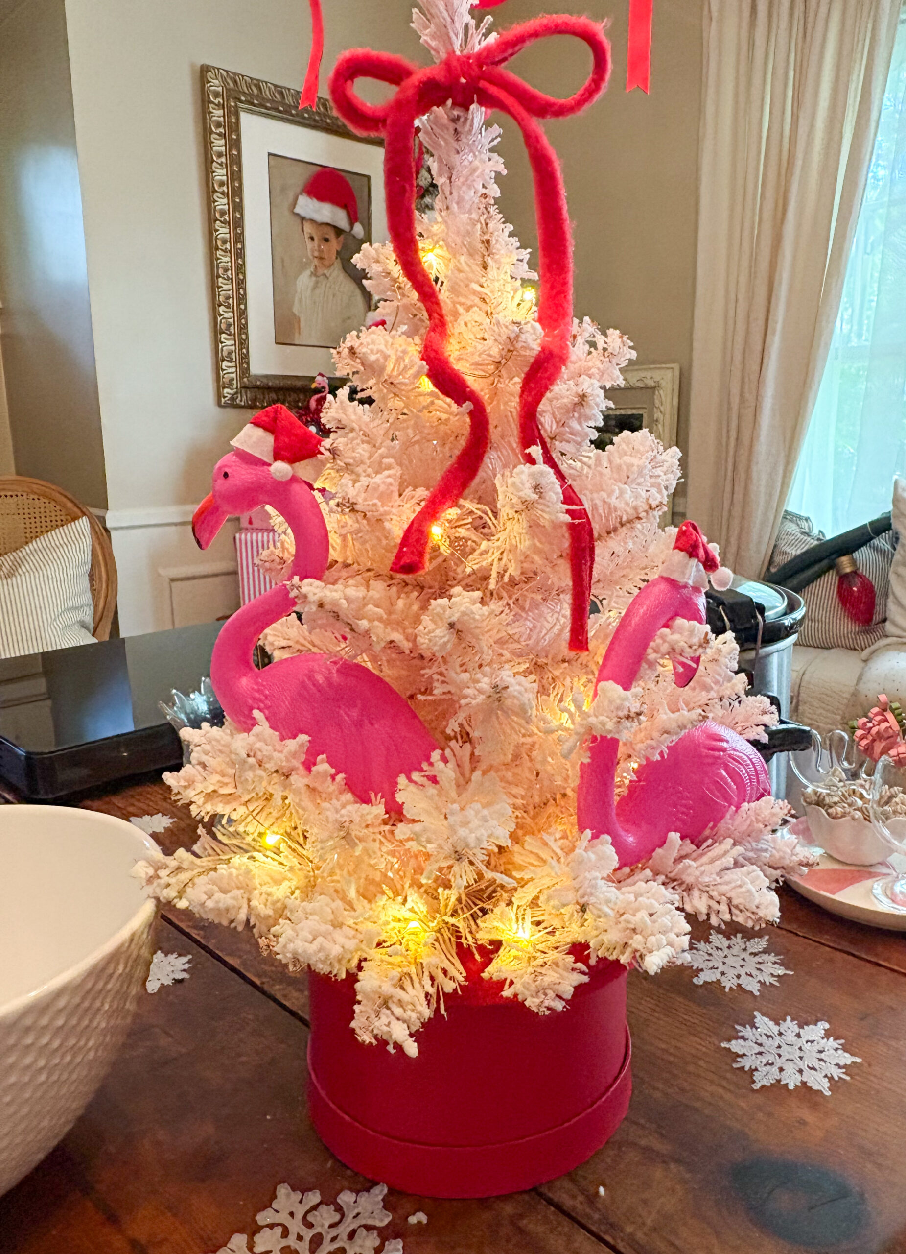 Christmas in July centerpiece idea