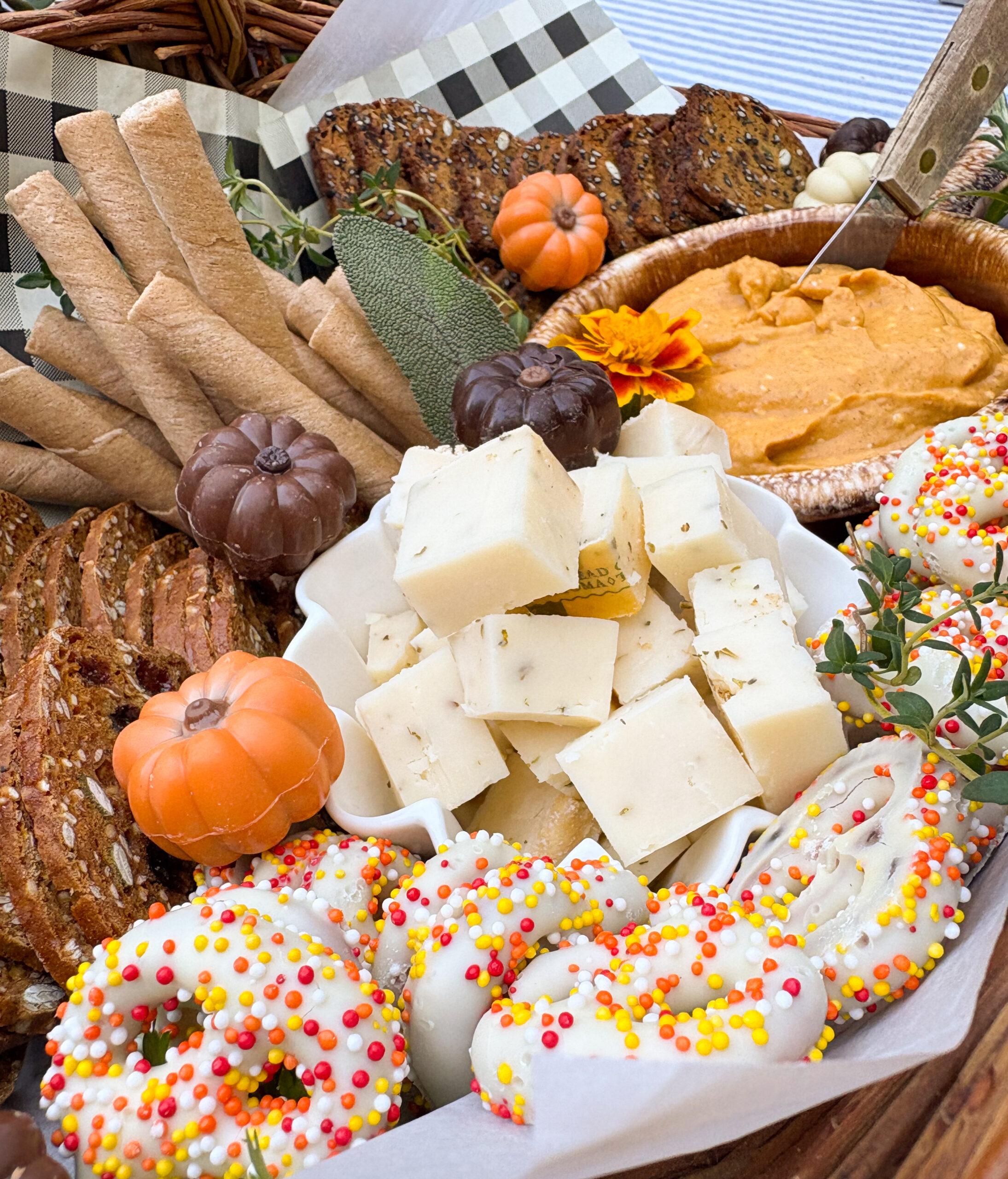 pumpkin spice charcuterie basket